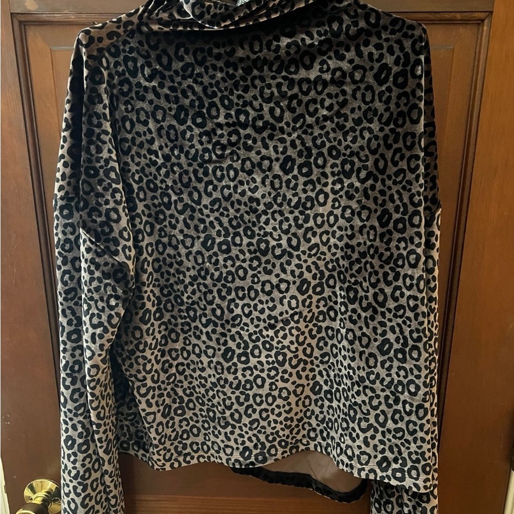 Victoria Secret Leopard Print Velvet Top